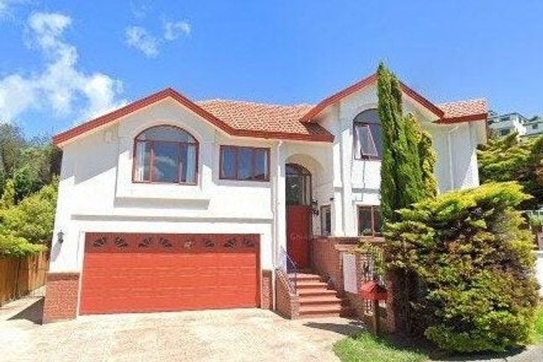 Photo of property in 27 Amesbury Drive, Churton Park, Wellington, 6037