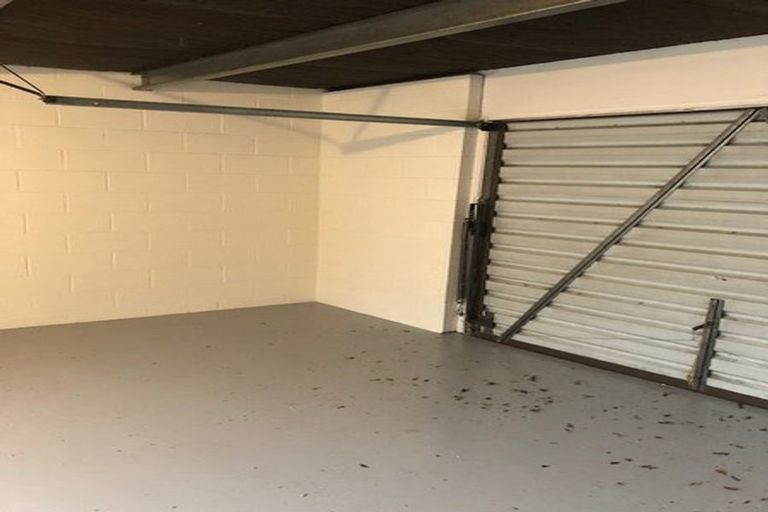 Photo of property in 28 Field Terrace, Upper Riccarton, Christchurch, 8041