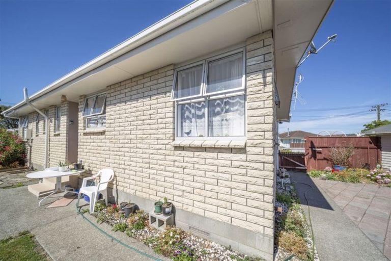 Photo of property in 17 Mclean Street, Hawera, 4610