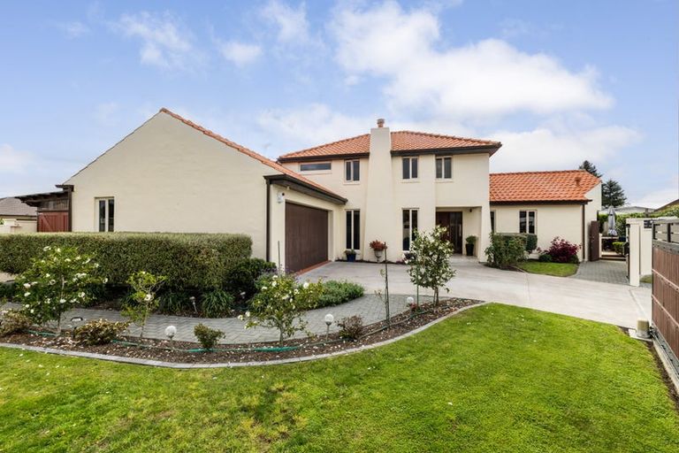 Photo of property in 11 Park Lane, Greenmeadows, Napier, 4112