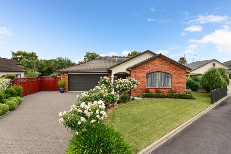 Photo of property in 38 Fendalton Drive, Rototuna, Hamilton, 3210