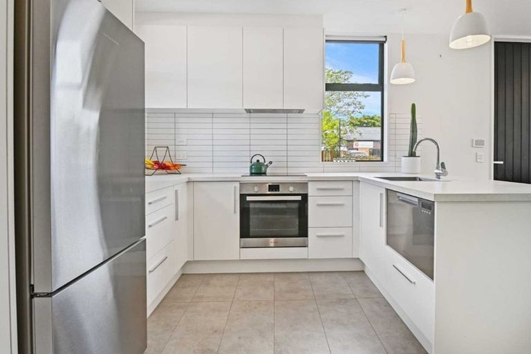 Photo of property in 1/63 Poulson Street, Addington, Christchurch, 8024