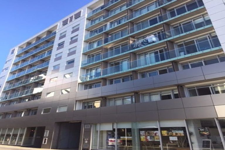 Photo of property in Monvie Apartments, 408/15 Holland Street, Te Aro, Wellington, 6011