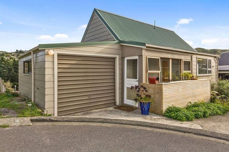 Photo of property in 46u9 Wingfield Place, Churton Park, Wellington, 6037