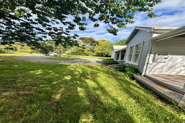 Photo of property in 37 Smalley Road, Glenbrook, Waiuku, 2681