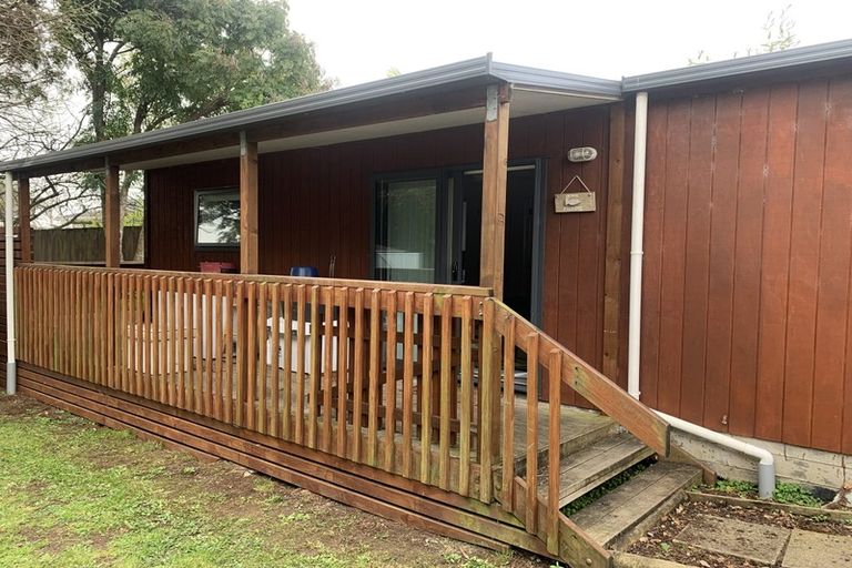 Photo of property in 7 Minaret Drive, Bucklands Beach, Auckland, 2014