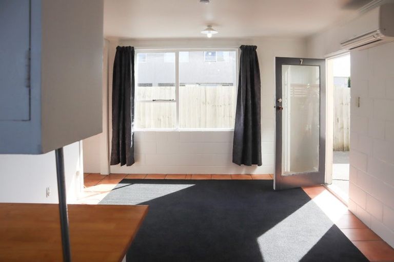 Photo of property in 7/21 Olliviers Road, Phillipstown, Christchurch, 8011