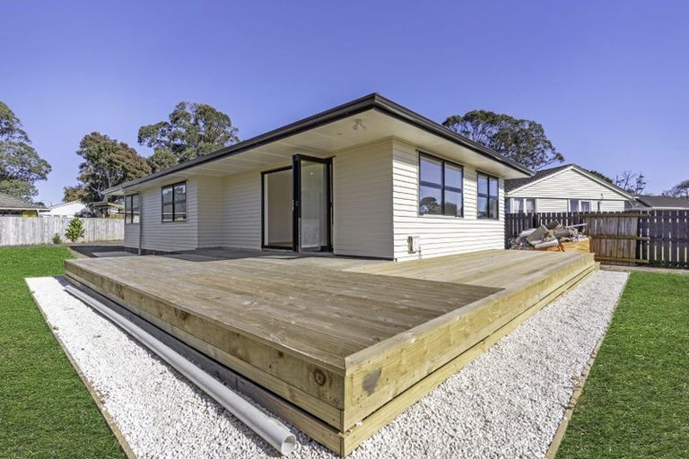 Photo of property in 24 Heyford Close, Mangere, Auckland, 2022