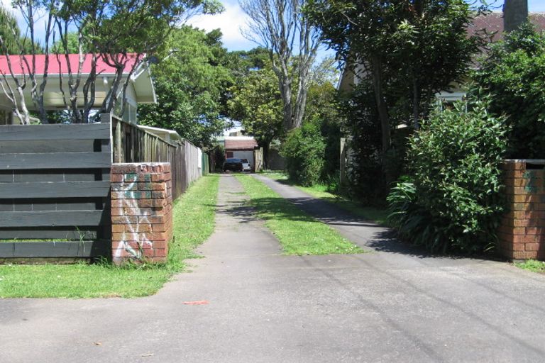Photo of property in 21 Margaret Road, Papatoetoe, Auckland, 2025