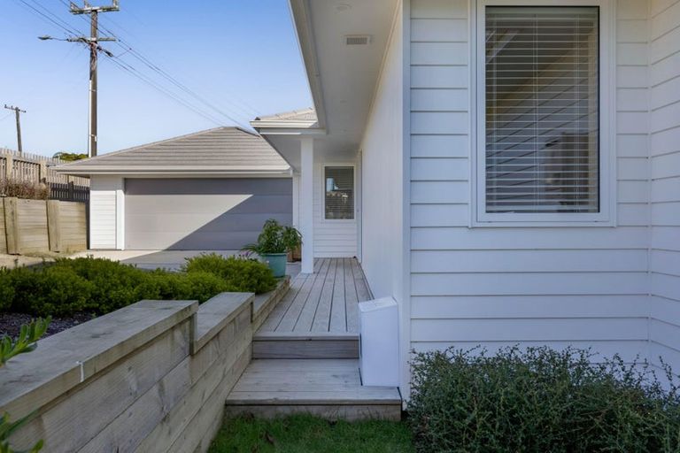 Photo of property in 284 Frankley Road, Ferndale, New Plymouth, 4310