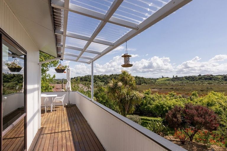 Photo of property in 39 Westwood Street, Bellevue, Tauranga, 3110