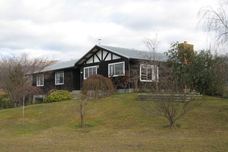 Photo of property in 31 Kowhai Drive, Wanaka, 9305
