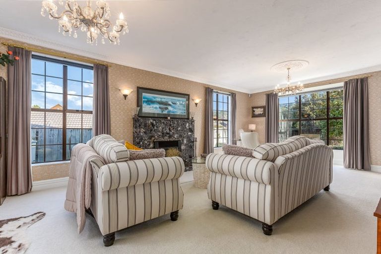 Photo of property in 16 Solander Place, Whitby, Porirua, 5024