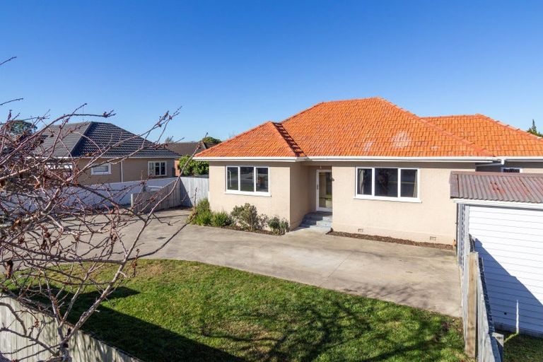 Photo of property in 11 Cochrane Street, Fairy Springs, Rotorua, 3015