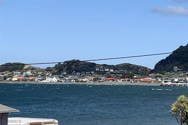 Photo of property in 231u8 Marine Parade, Seatoun, Wellington, 6022