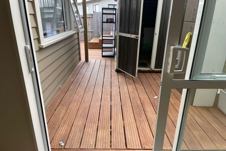 Photo of property in 116 Keri Vista Rise, Papakura, 2110