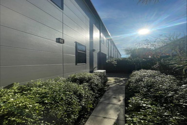 Photo of property in 269 Kilmore Street, Christchurch Central, Christchurch, 8011