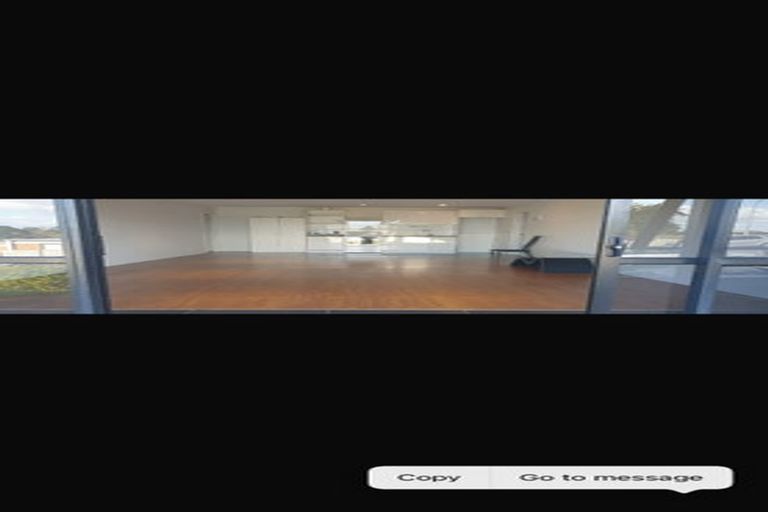 Photo of property in 5 Girrahween Drive, Totara Vale, Auckland, 0629