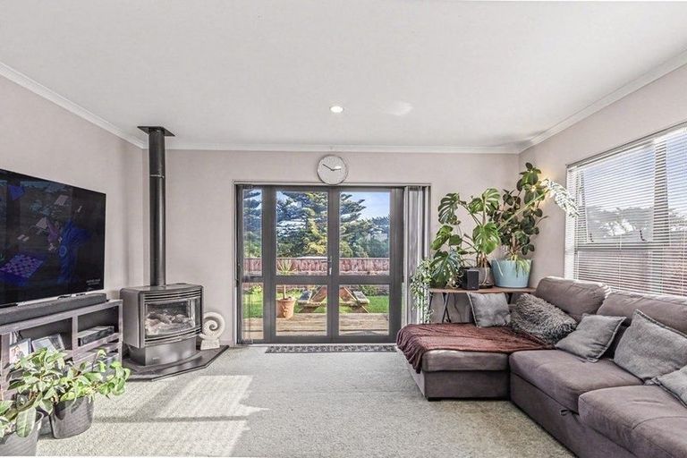 Photo of property in 7a Seafront Road, Castlecliff, Whanganui, 4501