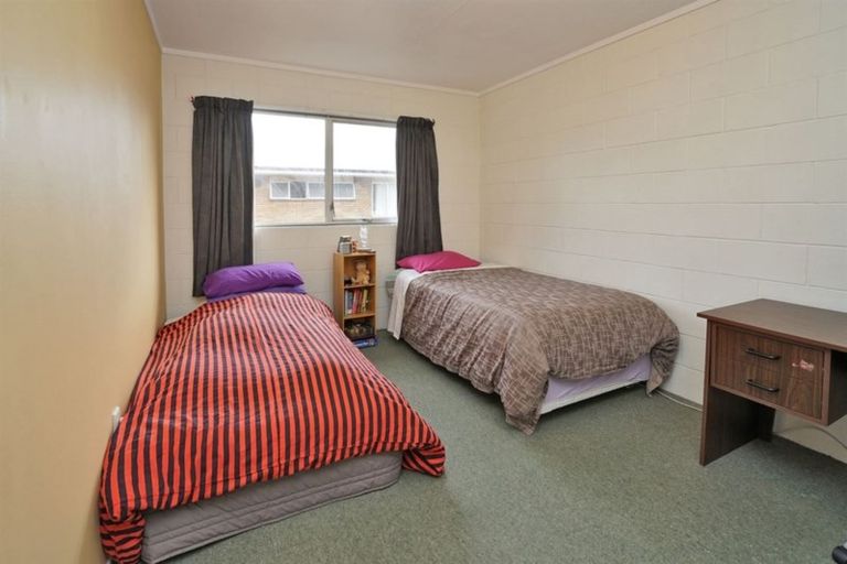 Photo of property in 122u4 Firth Street, Hamilton East, Hamilton, 3216