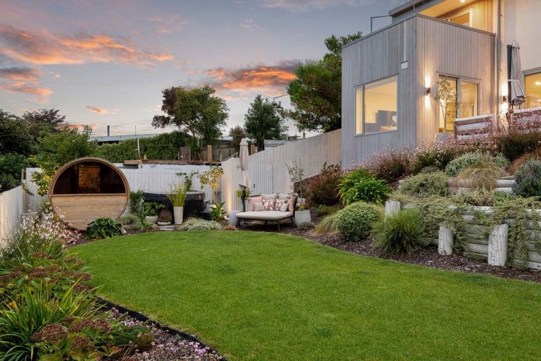 Photo of property in 359 Centaurus Road, Hillsborough, Christchurch, 8022