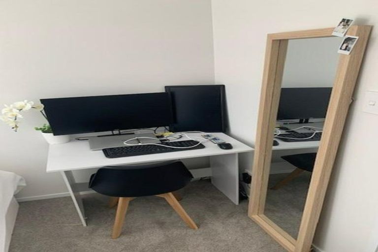 Photo of property in 66 Rangihina Road, Hobsonville, Auckland, 0616