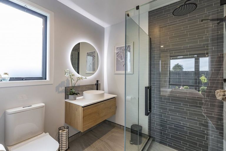 Photo of property in 18 Ellmers Street, Woodend, 7691