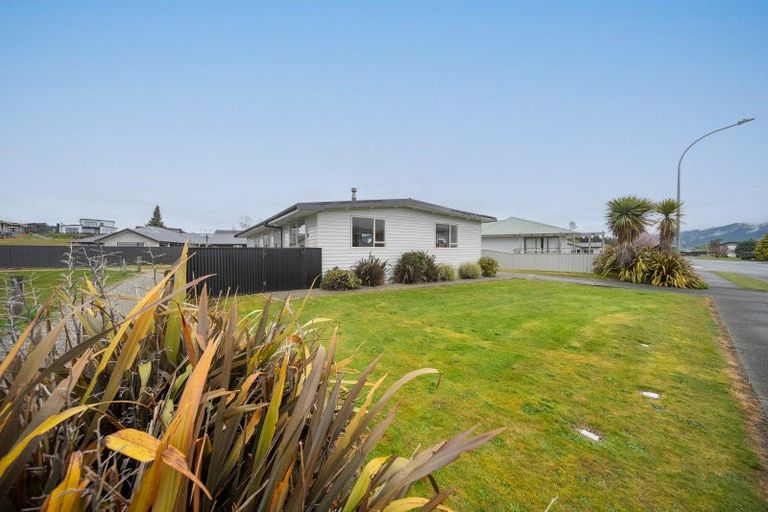 Photo of property in 36 Govan Drive, Te Anau, 9600