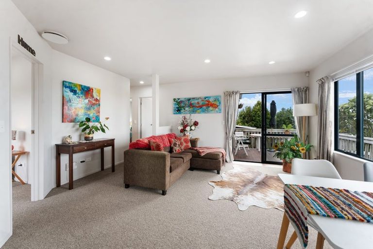 Photo of property in 2a Sycamore Drive, Sunnynook, Auckland, 0620