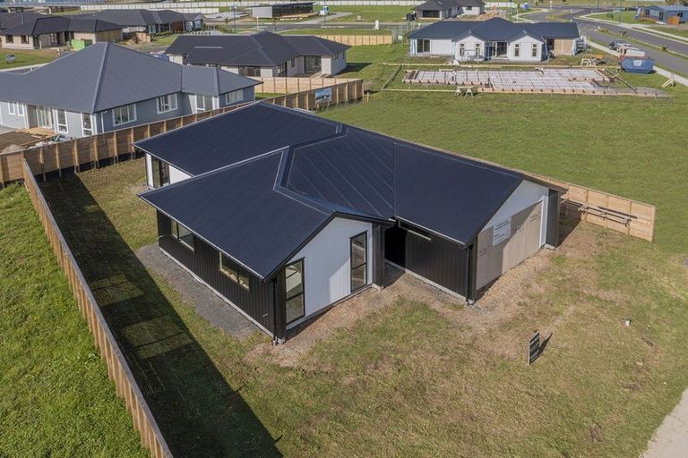 Photo of property in 267 Kupe Drive, Whitianga, 3510