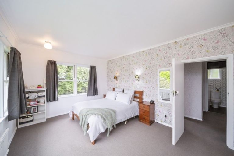 Photo of property in 15 Regan Street, Stratford, 4332