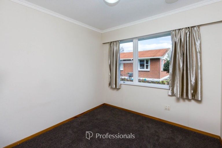 Photo of property in 61 Kashmir Avenue, Clouston Park, Upper Hutt, 5018