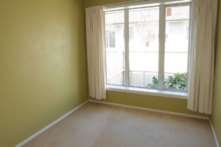 Photo of property in 224 Ilam Road, Ilam, Christchurch, 8041
