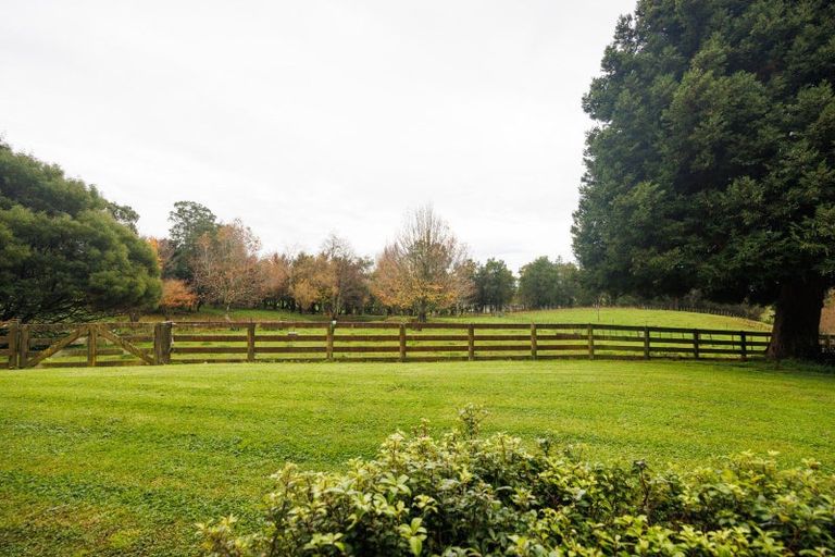 Photo of property in 399 Scotts Road, Linton, Palmerston North, 4472