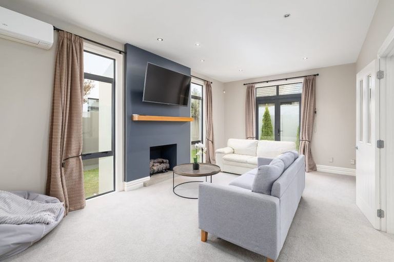 Photo of property in 85a Abberley Crescent, St Albans, Christchurch, 8014