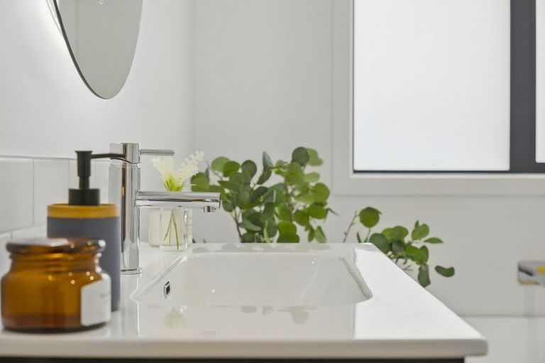 Photo of property in 16 Te Awahohonu Lane, Otaki, 5512