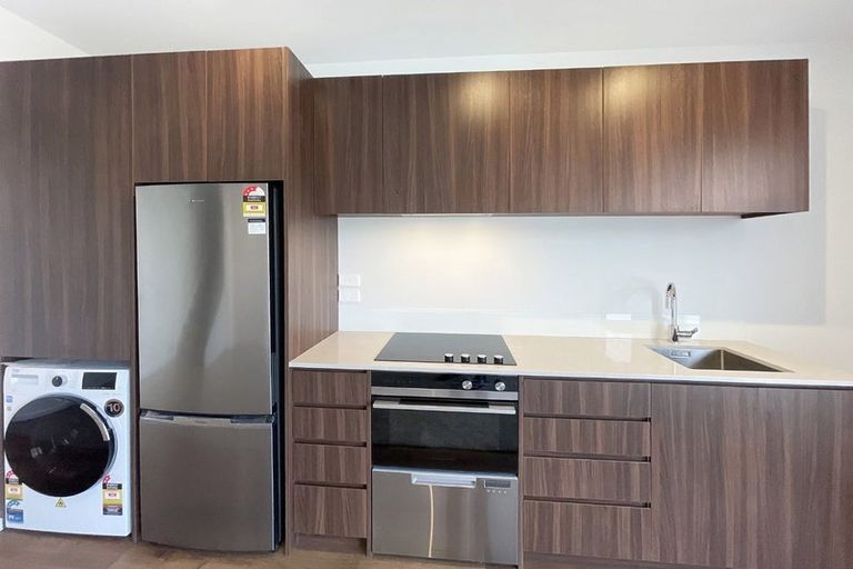 Photo of property in 149u4 Onepu Road, Lyall Bay, Wellington, 6022