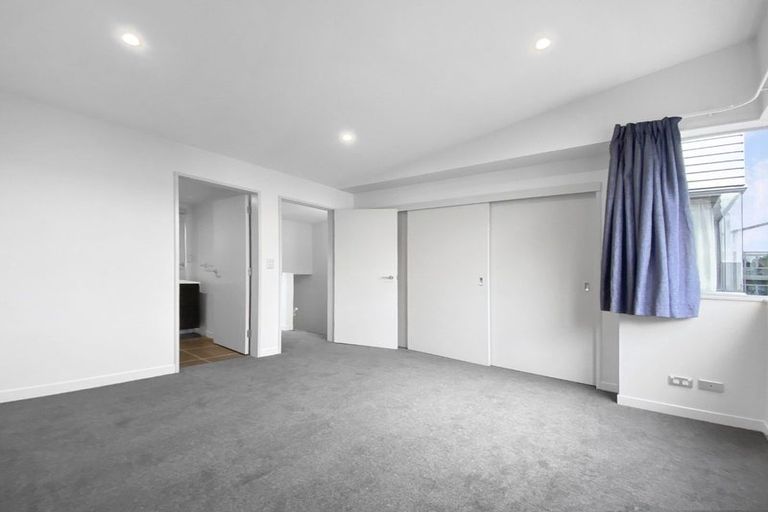 Photo of property in Altar Apartments, 49/120u Rintoul Street, Newtown, Wellington, 6021
