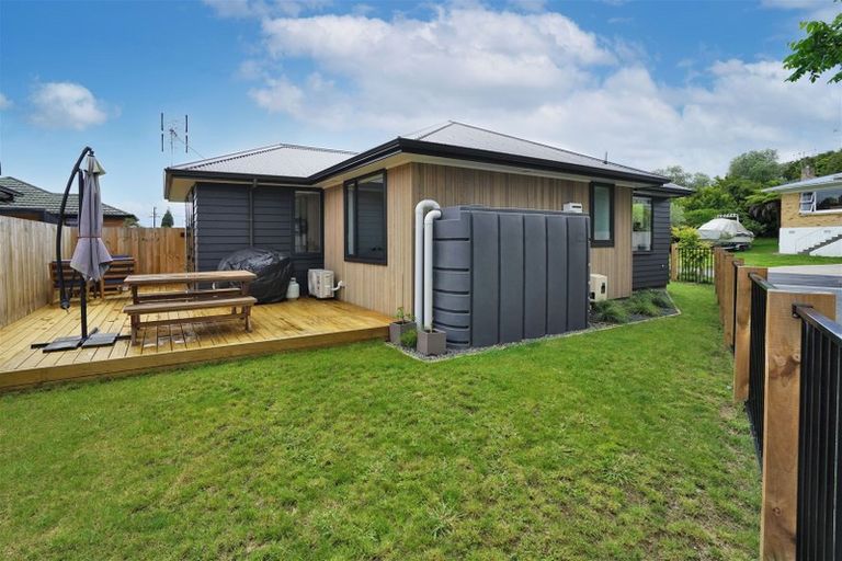 Photo of property in 58u2 Mansel Avenue, Hillcrest, Hamilton, 3216