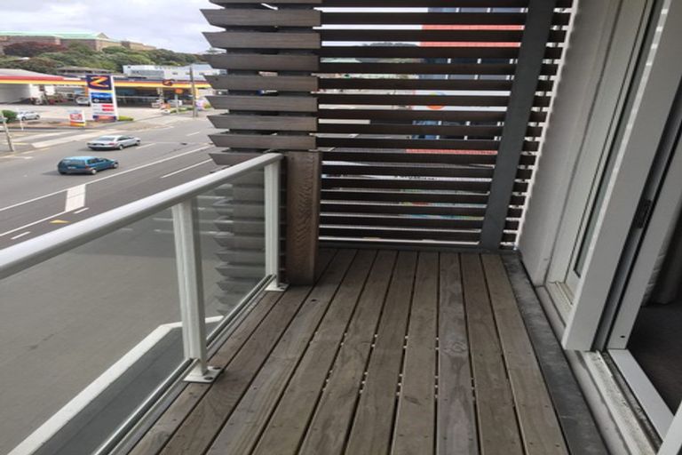 Photo of property in The Peak Apartments, 401/170 Taranaki Street, Te Aro, Wellington, 6011