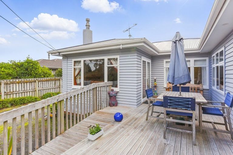 Photo of property in 31 Elizabeth Street, Waikanae, 5036