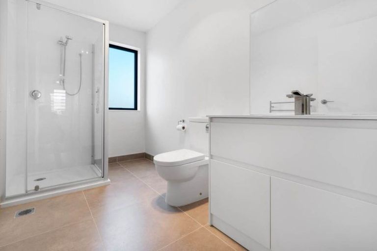 Photo of property in 24 Hiki Street, Hobsonville, Auckland, 0616