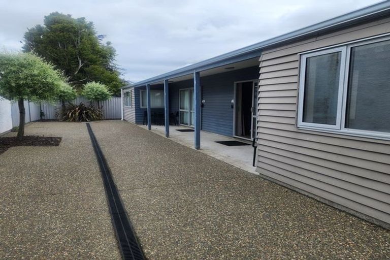 Photo of property in 12a-c Camden Street, Turnbull Thomson Park, Invercargill, 9810