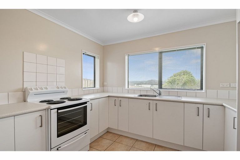 Photo of property in 211 Metcalfe Road, Ranui, Auckland, 0612