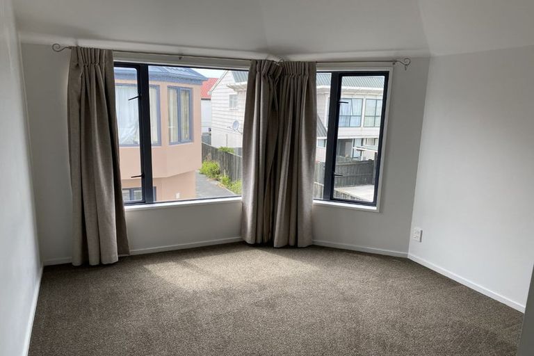 Photo of property in 2/90 Picton Avenue, Riccarton, Christchurch, 8011