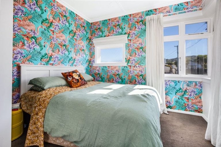 Photo of property in 12 Plunket Avenue, Petone, Lower Hutt, 5012