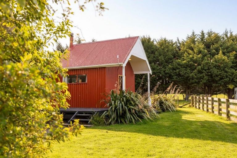 Photo of property in 960 Norfolk Road, Upper Plain, Carterton, 5791