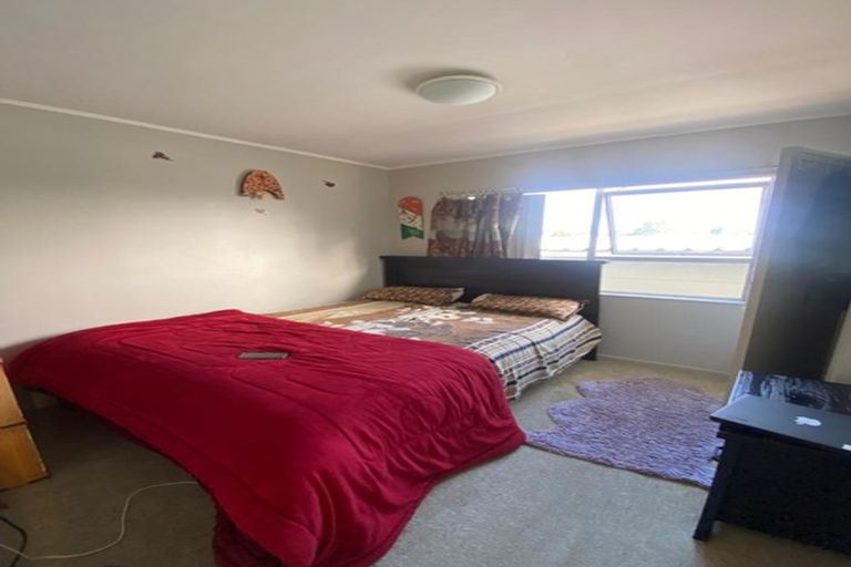 Photo of property in 77a Rosier Road, Glen Eden, Auckland, 0602