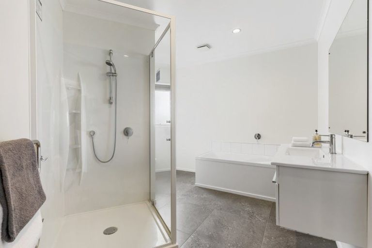 Photo of property in 36 Mauldeth Terrace, Churton Park, Wellington, 6037