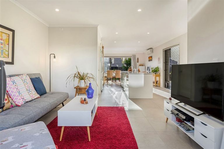 Photo of property in 26 Flounder Road, Hobsonville, Auckland, 0616